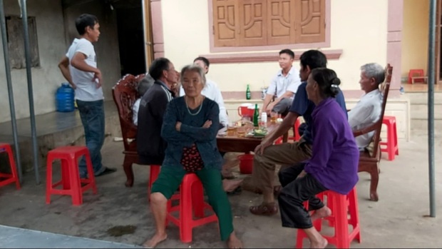 Cô giáo chủ nhiệm nói về nữ sinh lớp 6 bị sát hại ở Nghệ An: Em ấy rất ngoan ngoãn, việc bà nội nói em hỗn láo là không đúng sự thật - Ảnh 2. Cô giáo chủ nhiệm nói về nữ sinh lớp 6 bị sát hại ở Nghệ An: Em ấy rất ngoan ngoãn, việc bà nội nói em hỗn láo là không đúng sự thật - Ảnh 2.