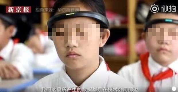 Học sinh Trung Quốc phải đeo vòng kim cô quét sóng não trên lớp, dư luận nổ ra tranh cãi dữ dội - Ảnh 3.