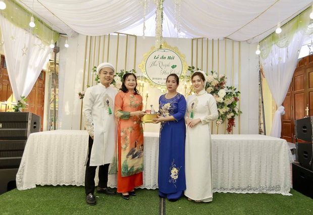 Chuyện tình hàng xóm của cô dâu chú rể nhà sát vách, đám cưới chung một rạp khiến bao người ghen tỵ - Ảnh 3. Chuyện tình hàng xóm của cô dâu chú rể nhà sát vách, đám cưới chung một rạp khiến bao người ghen tỵ - Ảnh 3.