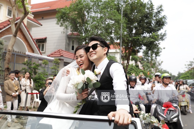 Bao nhiêu lần làm đám cưới giả trên sân khấu, hôm nay Đông Nhi - Ông Cao Thắng chính thức trở thành cô dâu chú rể hạnh phúc nhất showbiz rồi! - Ảnh 1. Bao nhiêu lần làm đám cưới giả trên sân khấu, hôm nay Đông Nhi - Ông Cao Thắng chính thức trở thành cô dâu chú rể hạnh phúc nhất showbiz rồi! - Ảnh 1.