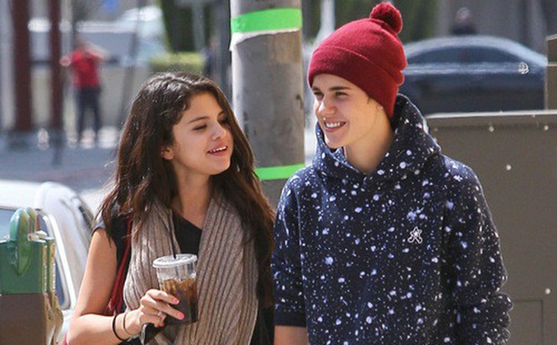 2 lần nhắc đến bạn gái cũ đều “ám muội”, đây là lí do fan vẫn “đẩy thuyền” Justin Bieber và Selena Gomez dù đã chia tay từ lâu? - Ảnh 3.