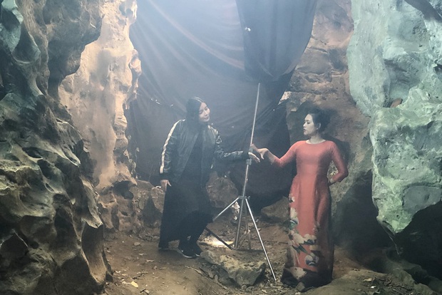 Mợ Hai Sáng Cao Thái Hà bị nghiệp quật phải sống trong hốc trong hang ở bom tấn mới nhà VTV - Ảnh 4. Mợ Hai Sáng Cao Thái Hà bị nghiệp quật phải sống trong hốc trong hang ở bom tấn mới nhà VTV - Ảnh 4.