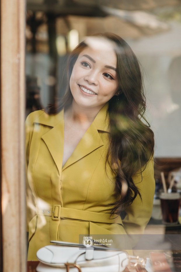 Trinh Phạm: Vững vàng rồi mới kết hôn chứ cưới về mà cãi nhau chuyện tiền bạc thì lằng nhằng lắm! - Ảnh 6. Trinh Phạm: Vững vàng rồi mới kết hôn chứ cưới về mà cãi nhau chuyện tiền bạc thì lằng nhằng lắm! - Ảnh 6.