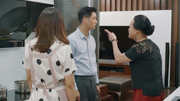 3 kiểu làm mẹ ở “Hoa Hồng Trên Ngực Trái”: Người cưng con dâu hết nấc, kẻ lên đời mẹ mìn của năm - Ảnh 5. 3 kiểu làm mẹ ở “Hoa Hồng Trên Ngực Trái”: Người cưng con dâu hết nấc, kẻ lên đời mẹ mìn của năm - Ảnh 5.