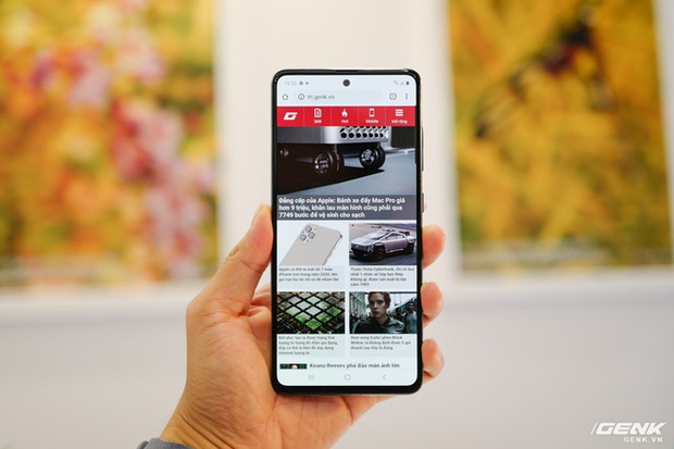 Trên tay Galaxy A51: Tự hào ra mắt ở Việt Nam đầu tiên so với toàn cầu, giá 7,99 triệu đồng - Ảnh 4. Trên tay Galaxy A51: Tự hào ra mắt ở Việt Nam đầu tiên so với toàn cầu, giá 7,99 triệu đồng - Ảnh 4.