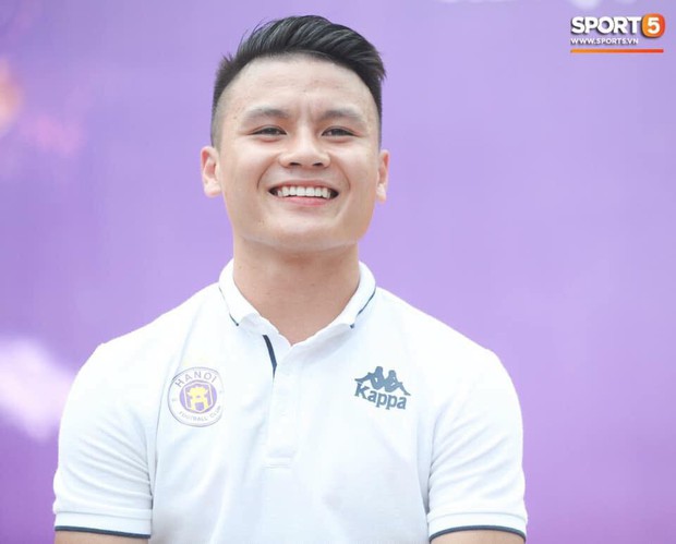 Khi hội cầu thủ sa lưới tình: Người khoe cho cả thế giới, kẻ giấu kín đến độ dân tình chỉ biết khi gặp phốt căng - Ảnh 11.