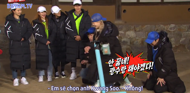 Running Man: Lee Kwang Soo nhận cái kết đắng khi cố tình chơi dơ với trưởng nhóm AOA - Ảnh 9.