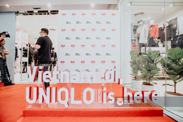 UNIQLO chính thức tuyển dụng tại Hà Nội, cơ hội dân Thủ đô sờ tận tay – mua liền tay đã không còn xa vời - Ảnh 3. UNIQLO chính thức tuyển dụng tại Hà Nội, cơ hội dân Thủ đô sờ tận tay – mua liền tay đã không còn xa vời - Ảnh 3.