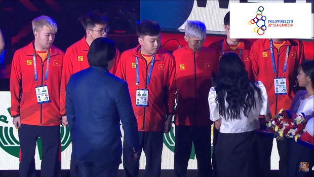 Liên Quân Mobile: Đội trưởng PS Man chính thức lên tiếng về thất bại của MZ tại SEA Games 30, đồng thời hé lộ những thay đổi của MZ trong tương lai - Ảnh 1. Liên Quân Mobile: Đội trưởng PS Man chính thức lên tiếng về thất bại của MZ tại SEA Games 30, đồng thời hé lộ những thay đổi của MZ trong tương lai - Ảnh 1.