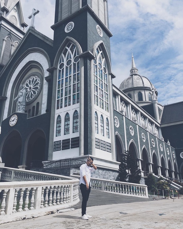 4 nhà thờ tuyệt đẹp cho team Sài Gòn hốt hình sống ảo mỏi tay dịp Giáng sinh, rủ hội bạn check-in ngay kẻo lỡ! - Ảnh 20.