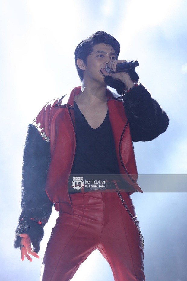 Show Truyền Thái Y: Cặp bạn thân 10 năm Noo Phước Thịnh - Ngô Kiến Huy song ca khép lại đêm nhạc đầy cảm xúc - Ảnh 20.