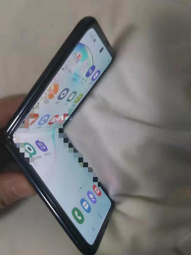 Lộ ảnh thực tế của smartphone màn hình gập giá rẻ Samsung, không phải là Galaxy Fold 2? - Ảnh 3.