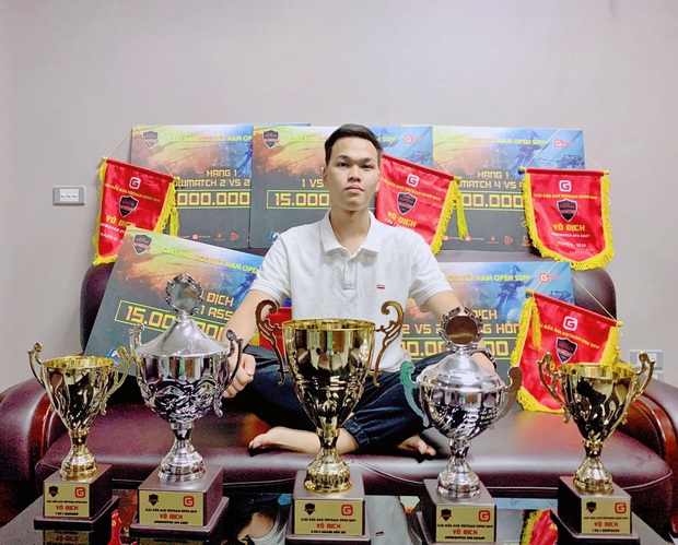 Nhìn lại năm 2019 đầy thăng trầm của thần đồng AOE số 1 Việt Nam - Chim Sẻ Đi Nắng - Ảnh 3. Nhìn lại năm 2019 đầy thăng trầm của thần đồng AOE số 1 Việt Nam - Chim Sẻ Đi Nắng - Ảnh 3.