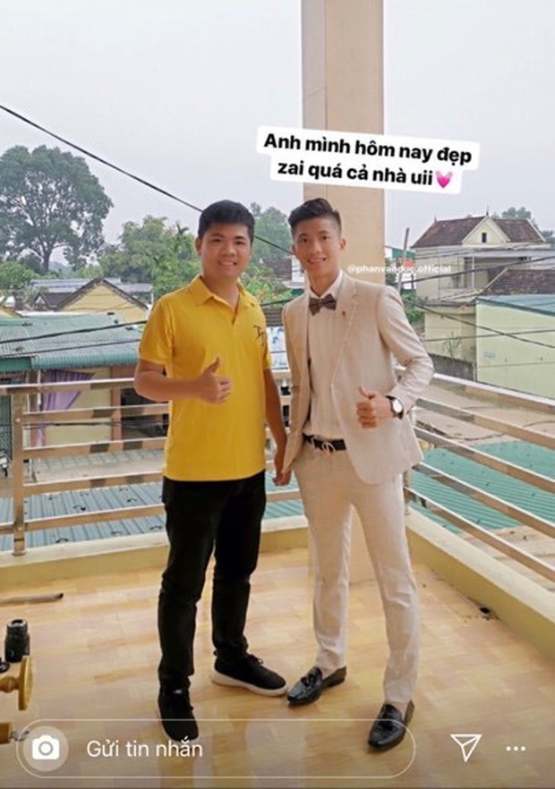 Vợ Phan Văn Đức xinh đẹp trong đám hỏi, khoe dàn phù dâu nhan sắc không phải dạng vừa - Ảnh 6. Vợ Phan Văn Đức xinh đẹp trong đám hỏi, khoe dàn phù dâu nhan sắc không phải dạng vừa - Ảnh 6.