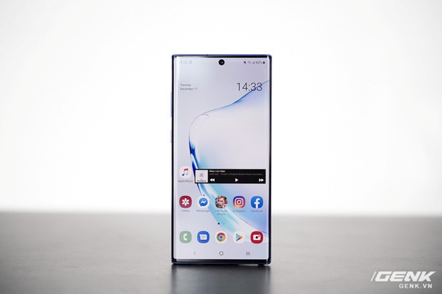 Cảm nhận màu mới trên Galaxy Note10+ Aura Blue: Không theo xu hướng chuyển màu, càng ra nắng càng thấy đẹp hơn - Ảnh 2.