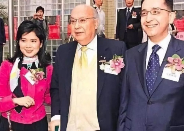 Hà Uyển Kỳ: Hồng nhan bị người tình loạn luân quay lưng thành Hoàng hậu sòng bạc Macau và cái kết thảm thương vì chữ tiền - Ảnh 12. Hà Uyển Kỳ: Hồng nhan bị người tình loạn luân quay lưng thành Hoàng hậu sòng bạc Macau và cái kết thảm thương vì chữ tiền - Ảnh 12.