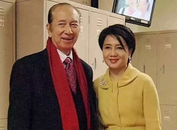 Hà Uyển Kỳ: Hồng nhan bị người tình loạn luân quay lưng thành Hoàng hậu sòng bạc Macau và cái kết thảm thương vì chữ tiền - Ảnh 9. Hà Uyển Kỳ: Hồng nhan bị người tình loạn luân quay lưng thành Hoàng hậu sòng bạc Macau và cái kết thảm thương vì chữ tiền - Ảnh 9.