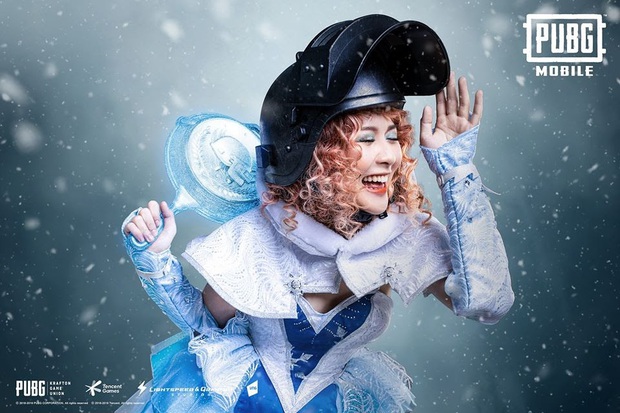 Bùa cứu rỗi hội độc thân mùa Noel: Ngắm bộ ảnh cosplay siêu quậy của mỹ nhân Simple Love - Lena - Ảnh 2. Bùa cứu rỗi hội độc thân mùa Noel: Ngắm bộ ảnh cosplay siêu quậy của mỹ nhân Simple Love - Lena - Ảnh 2.
