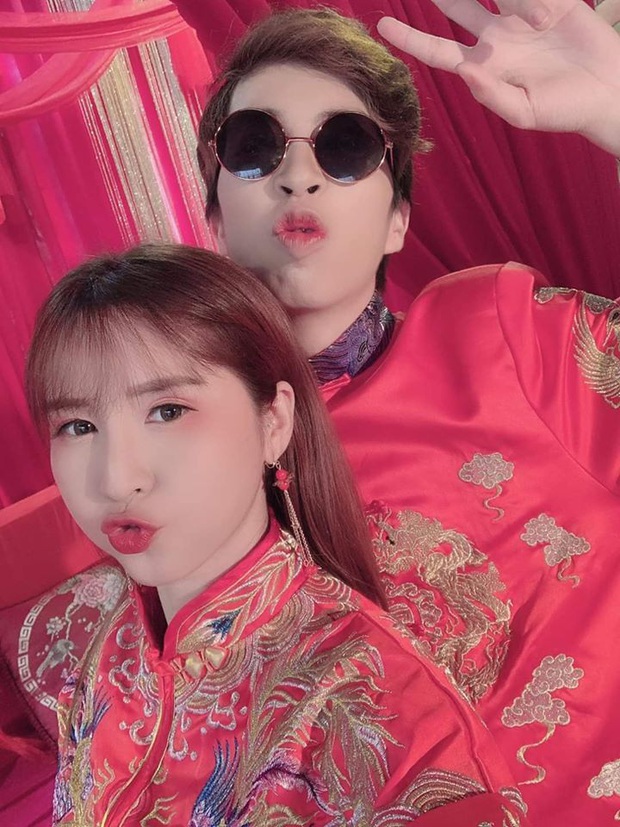 Ngân Sát Thủ bất ngờ tung ảnh cưới cùng ViruSs, fan tưng bừng hối thúc cưới đi chờ chi! - Ảnh 8. Ngân Sát Thủ bất ngờ tung ảnh cưới cùng ViruSs, fan tưng bừng hối thúc cưới đi chờ chi! - Ảnh 8.