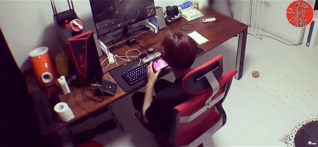 Ái mộ Faker điên cuồng, nam idol số 1 Hàn Quốc gọi Quỷ Vương là anh ngọt lịm dù lớn hơn tới 13 tuổi - Ảnh 1. Ái mộ Faker điên cuồng, nam idol số 1 Hàn Quốc gọi Quỷ Vương là anh ngọt lịm dù lớn hơn tới 13 tuổi - Ảnh 1.