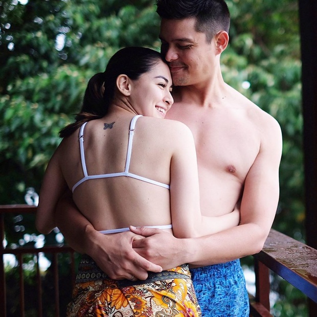 The most beautiful beauty in the Philippines and her actor husband showed off sweet photos to celebrate their 5th wedding anniversary, pulled up to the backstage photo and fell head over heels - Photo 6.