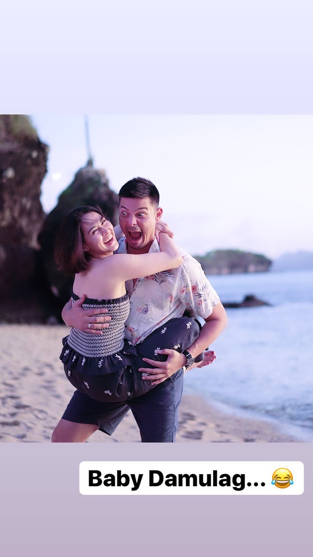 The most beautiful beauty in the Philippines and her actor husband showed off sweet photos to celebrate their 5th wedding anniversary, pulled up to the backstage photo and fell head over heels - Photo 4.