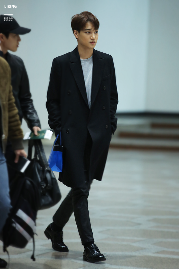 Kai là idol nam duy nhất lọt top sao nam mặc đẹp năm 2020, vượt mặt cả Hoàng tử Harry - Ảnh 3. Kai là idol nam duy nhất lọt top sao nam mặc đẹp năm 2020, vượt mặt cả Hoàng tử Harry - Ảnh 3.