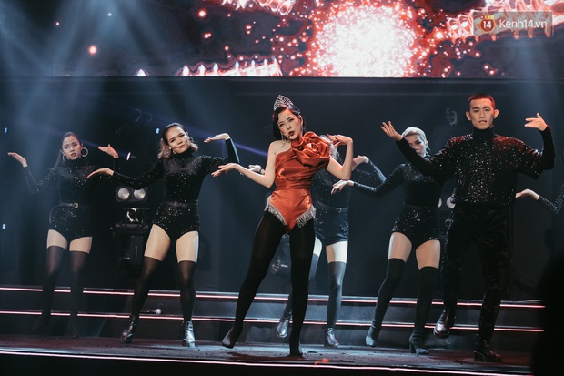 Ngọc Trinh đích thân trao vương miện Miss Showbiz International 2019, Chi Pu có thêm một sân khấu để đời? - Ảnh 12. Ngọc Trinh đích thân trao vương miện Miss Showbiz International 2019, Chi Pu có thêm một sân khấu để đời? - Ảnh 12.