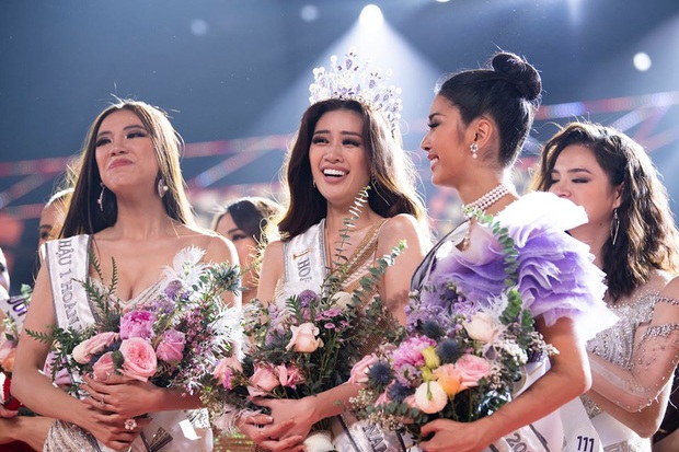 Từng bị Thúy Vân vượt mặt cách đây 5 năm, Kim Duyên đã phục thù thành công tại Hoa hậu Hoàn vũ VN - Ảnh 6. Từng bị Thúy Vân vượt mặt cách đây 5 năm, Kim Duyên đã phục thù thành công tại Hoa hậu Hoàn vũ VN - Ảnh 6.