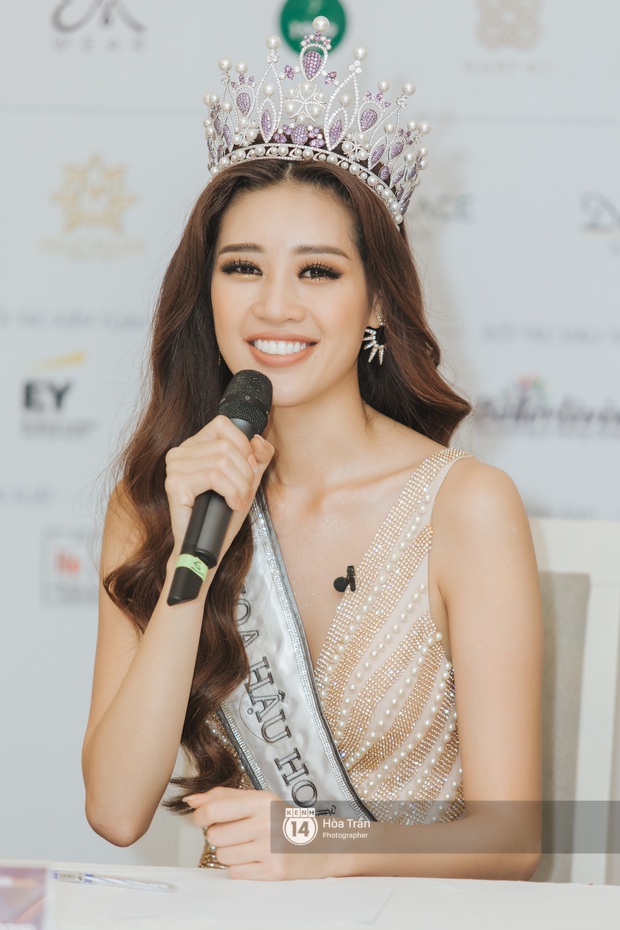 Cận cảnh nhan sắc Top 3 Hoa hậu Hoàn vũ Việt Nam 2019: Khánh Vân tỏa sáng với gương mặt thánh thiện, 2 nàng Á hậu đáng gờm - Ảnh 2.