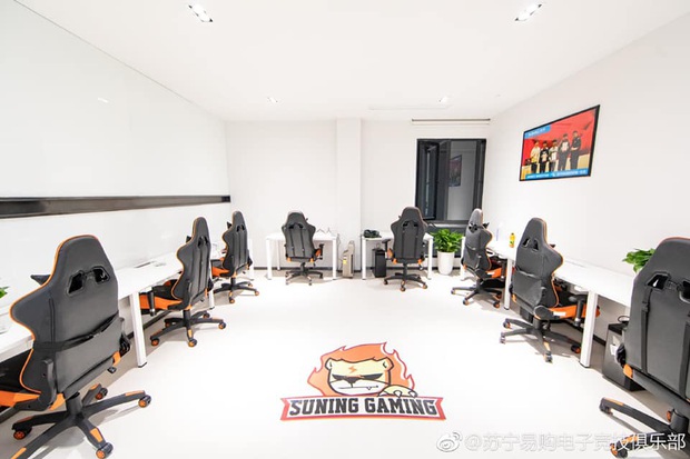 Cận cảnh gaming house mới siêu xịn của Suning Gaming - đội tuyển được cho là bến đỗ mới của thần rừng SofM! - Ảnh 7.