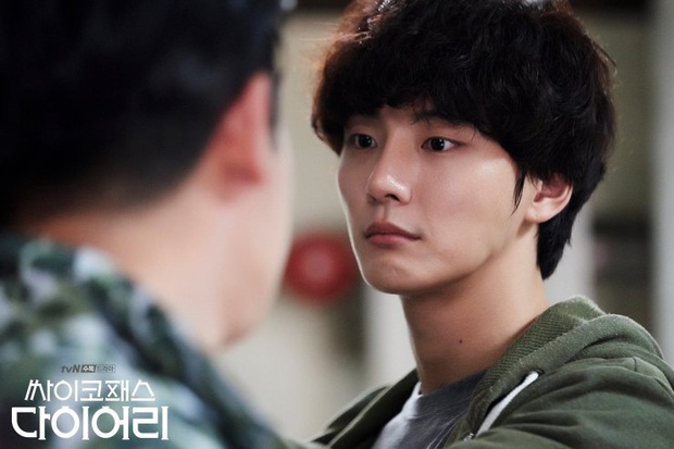 Review Psychopath Diary: Cười nghiêng ngả vì sát nhân Yoon Shi Yoon, toàn mùi đam mĩ vì nam phụ quá ngầu - Ảnh 5.