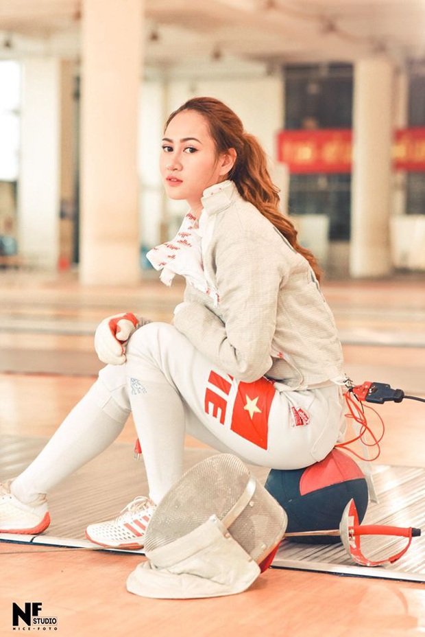 Ngây ngất trước vẻ đẹp vạn người mê của nữ VĐV đấu kiếm vừa đem về huy chương bạc cho Việt Nam - Ảnh 7. Ngây ngất trước vẻ đẹp vạn người mê của nữ VĐV đấu kiếm vừa đem về huy chương bạc cho Việt Nam - Ảnh 7.