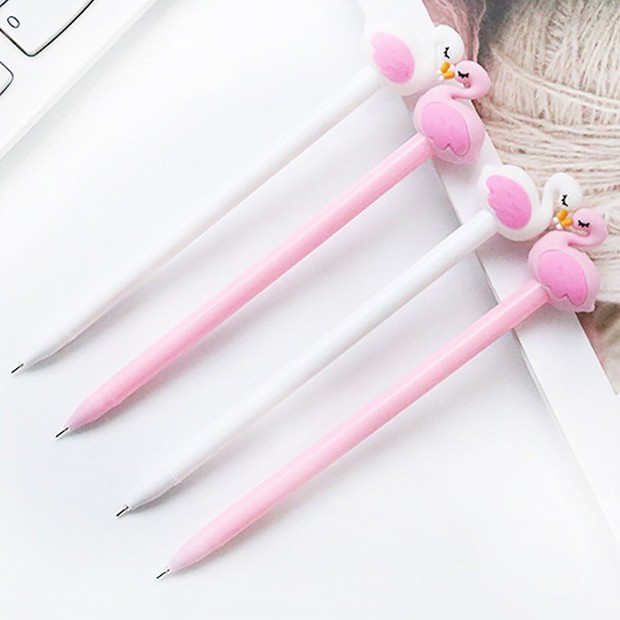 Những món đồ dễ thương thắp sáng bàn làm việc cho những ngày lạnh lẽo, lười nhác - Ảnh 3.