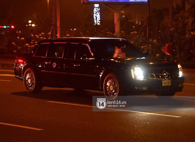 Siêu xe “quái thú” chở Tổng thống Mỹ Donald Trump đã về đến khách sạn Marriott - Ảnh 33.