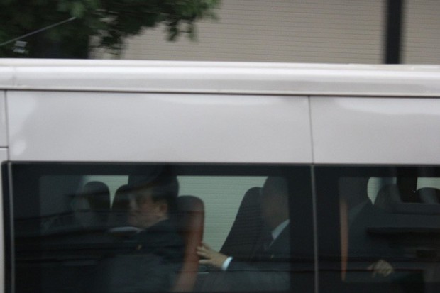Ảnh: Chủ tịch Kim Jong Un thăm Đại sứ quán Triều Tiên trong ngày đầu tiên đến Hà Nội - Ảnh 9.