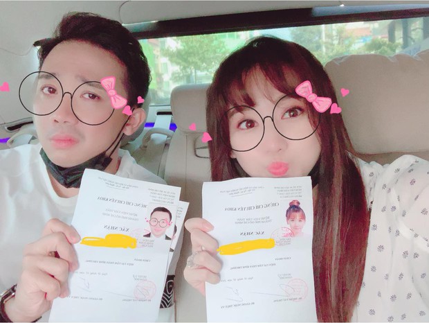 Bất ngờ đăng giấy kiểm tra tâm thần, vợ chồng Hari Won - Trấn Thành khiến fan mừng hụt vì tưởng kết quả là...? - Ảnh 1.