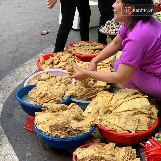 Chợ Hàng Bè đông đến kinh ngạc: giờ vẫn chưa sắm Tết thì đây là địa chỉ có tất cả mọi thứ ngon cho bạn - Ảnh 26.