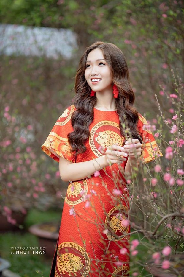 Nhật Hà diện Áo dài, tự tin nói về Tết Việt bằng tiếng Anh trong clip giới thiệu tại Miss International Queen 2019 - Ảnh 2.