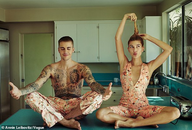 Tung bộ ảnh tạp chí cực tình tứ, vợ chồng Justin Bieber bất ngờ khẳng định không ăn cơm trước kẻng! - Ảnh 3.
