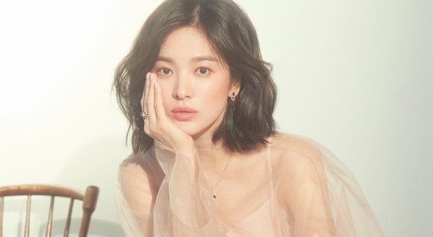 100 gương mặt đẹp nhất châu Á: Lisa bỏ xa Angela Baby - Song Hye Kyo, HH Đặng Thu Thảo và Ngọc Trinh bất ngờ lọt top - Ảnh 17.