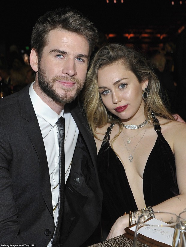 Không còn là Hannah hay cô ca sĩ nổi loạn, Miley Cyrus cuối cùng đã đạt đến thời kỳ đỉnh cao nhan sắc hậu kết hôn - Ảnh 6.