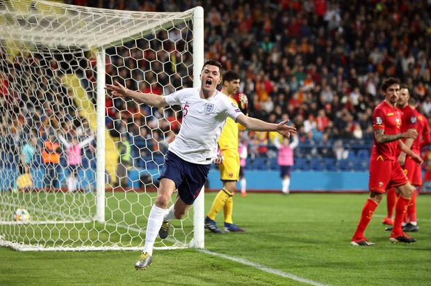 Vòng loại Euro 2020: Tuyển Anh tái lập thống kê khủng sau 35 năm nhờ trận thắng hủy diệt Montenegro - Ảnh 4.
