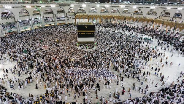 Khoảng 800 người Palestine ở Dải Gaza hành hương tới Thánh địa Mecca  - Ảnh 1.
