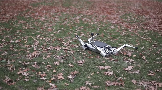 Đây là con robot 4 chân đầu tiên trên thế giới có thể nhảy lộn ngược và còn dễ thương như cún - Ảnh 5.