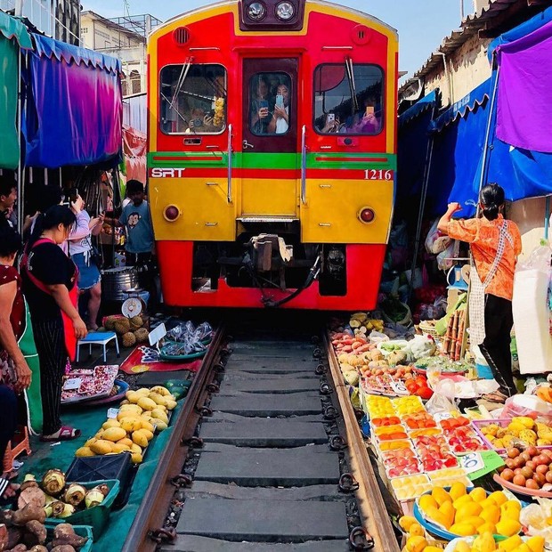 Đã dò ra đường đến khu chợ đường ray độc nhất vô nhị nằm ở ngoại ô Bangkok - Ảnh 16.