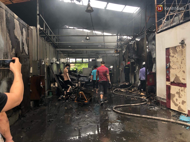 Vụ hỏa hoạn ở Hà Nội: 3 mẹ con chết cháy trong tư thế ôm nhau, người bố cũng đã qua đời - Ảnh 1.