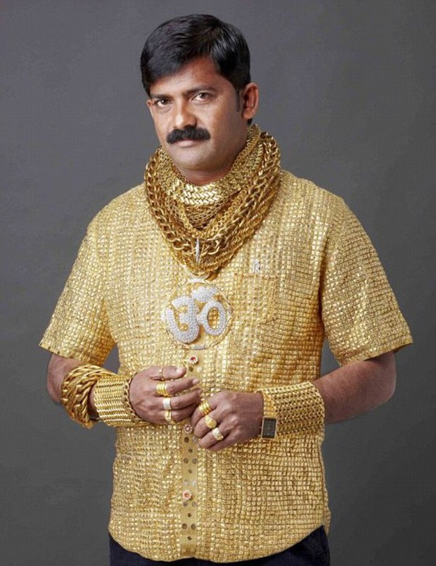 Số phận của người đeo nhiều vàng nhất Ấn Độ: May cả áo bằng vàng ròng, cuối cùng bị cướp đánh chết trên đường phố - Ảnh 3.