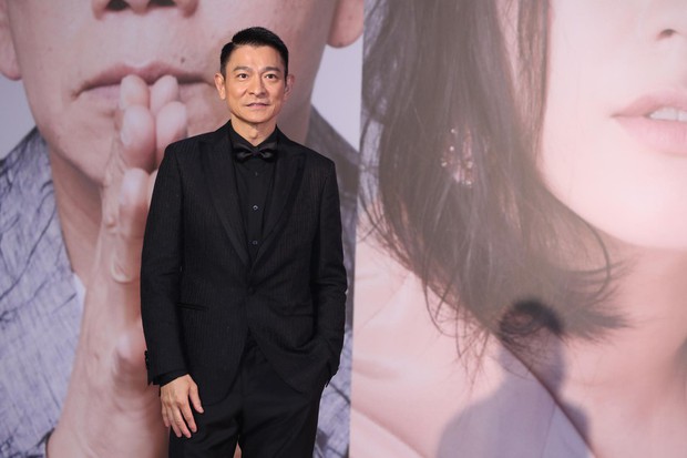 Lễ trao giải Kim Tượng: Song Hye Kyo bị chê hơi dừ, Hồ Định Hân ra sức chặt chém dàn mỹ nhân khoe body hết cỡ - Ảnh 12.