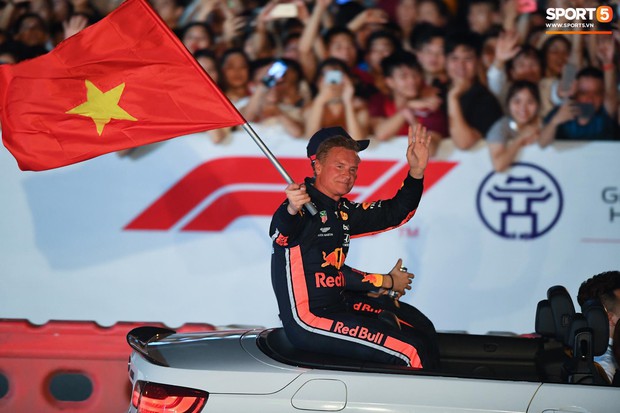 Tổng giám đốc Formula 1: Hoãn chặng đua Trung Quốc không ảnh hưởng tới các chặng khác ở châu Á - Ảnh 1. Tổng giám đốc Formula 1: Hoãn chặng đua Trung Quốc không ảnh hưởng tới các chặng khác ở châu Á - Ảnh 1.